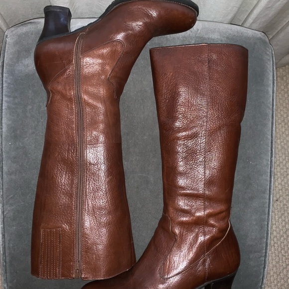Gianni Bini supple pebble leather boots - Picture 2 of 6